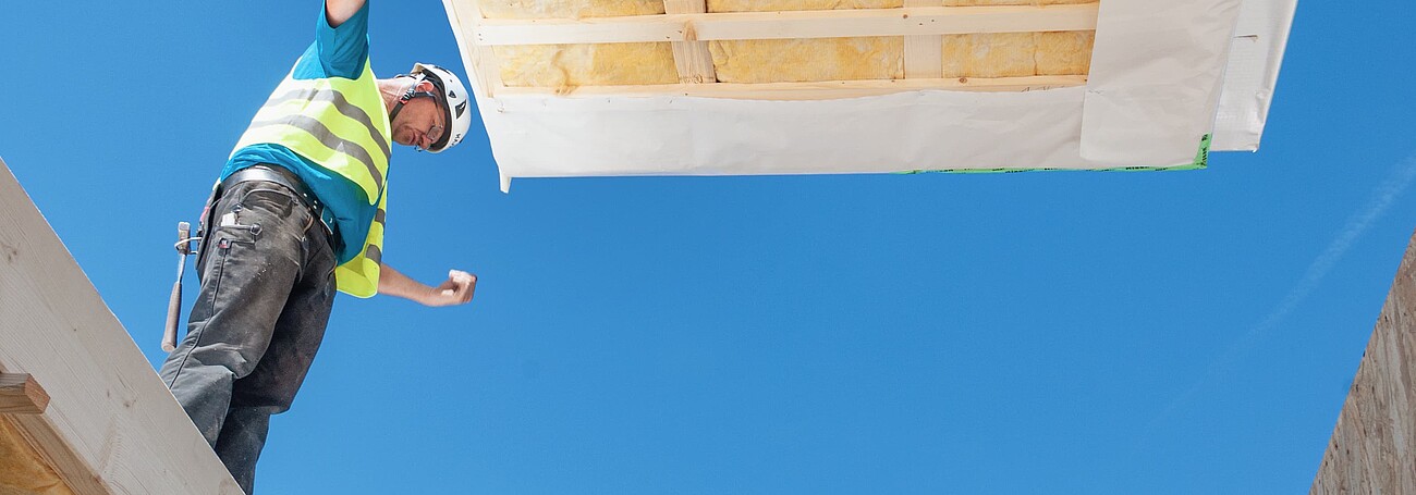 Fertighaus: Montage Decke - Hanse Haus Fertighaus: Montage Decke