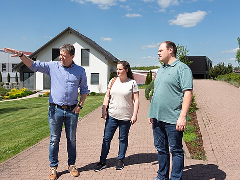 Hausbesichtigung Planungsgespräch: Bauherren Familie Römmelt